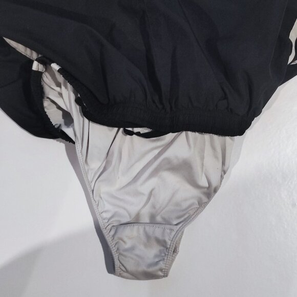 Nike athletic short black women's junior size M - Picture 5 of 12